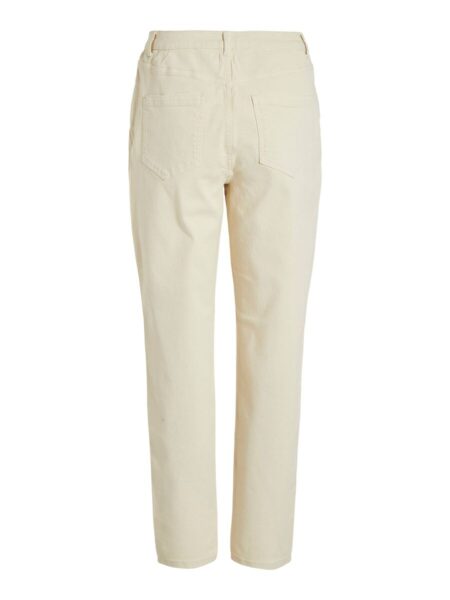 Vaqueros corte mom de cintura alta. Cierre de cremallera y botón. Cinco bolsillos. &nbsp; Composición: 79% Algodón, 20% Algodón reciclado, 1% Elastán. Alabama Shop