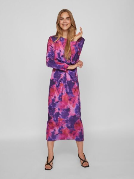 <p>- Vestido de mangas largas con largo midi. Detalle de nudo frontal, lleva los hombros acolchados. Detalle de abertura en la parte posterior cremallera invisible.</p><p>Tallas, 34 a 40.</p><p>Composición: 50% Poliéster reciclado, 50% Poliéster</p> Alabama Shop