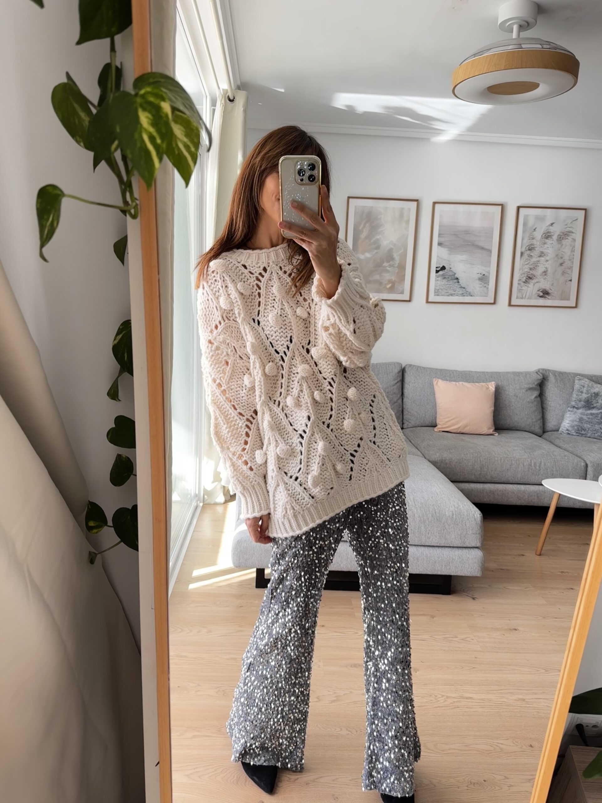 PANTALÓN ACAMPANADO LENTEJUELAS PLATA