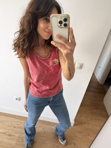 CAMISETA TIRANTES OJO ROJO